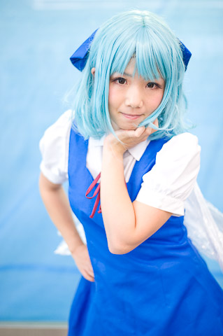 开元体育资讯|阿扎尔手持皇马球衣合影球迷!战舰约谈蓝军女魔头(图2) 开元体育